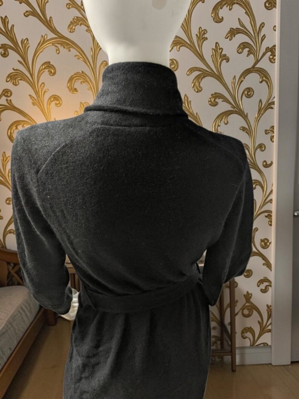 White + Warren 100% Cashmere Short Robe- Black SIZE Large New With Tags - Picture 4 of 6
